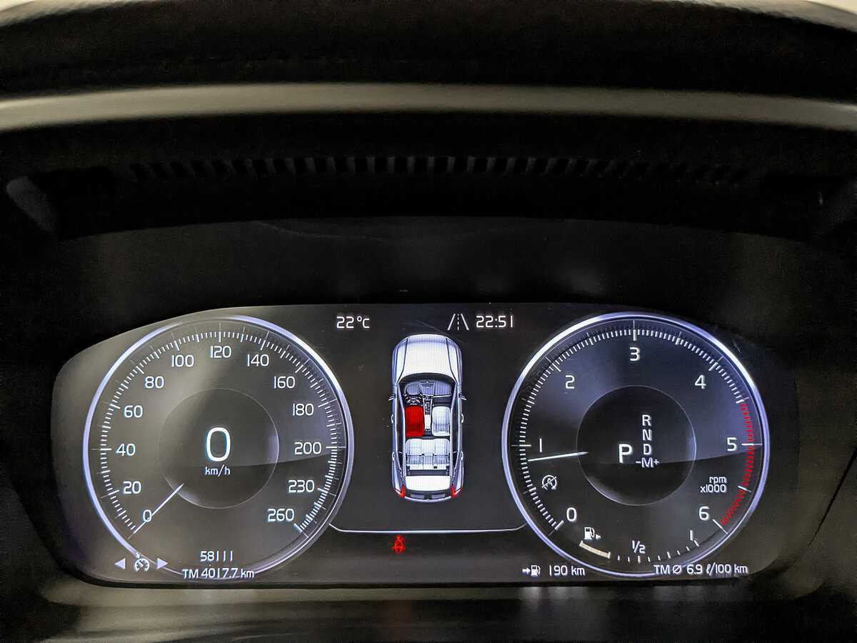 Volvo XC40, 2019 Фото №16