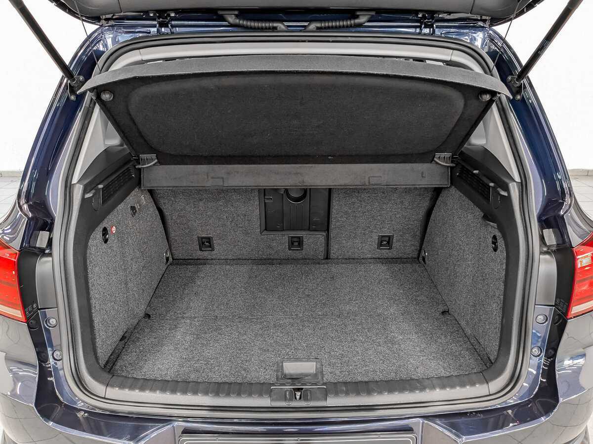 Volkswagen Tiguan, 2016 Фото №10