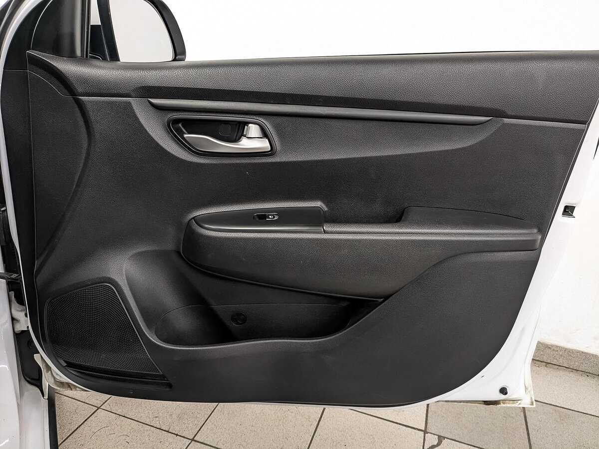 Kia Rio X-Line, 2020 Фото №22