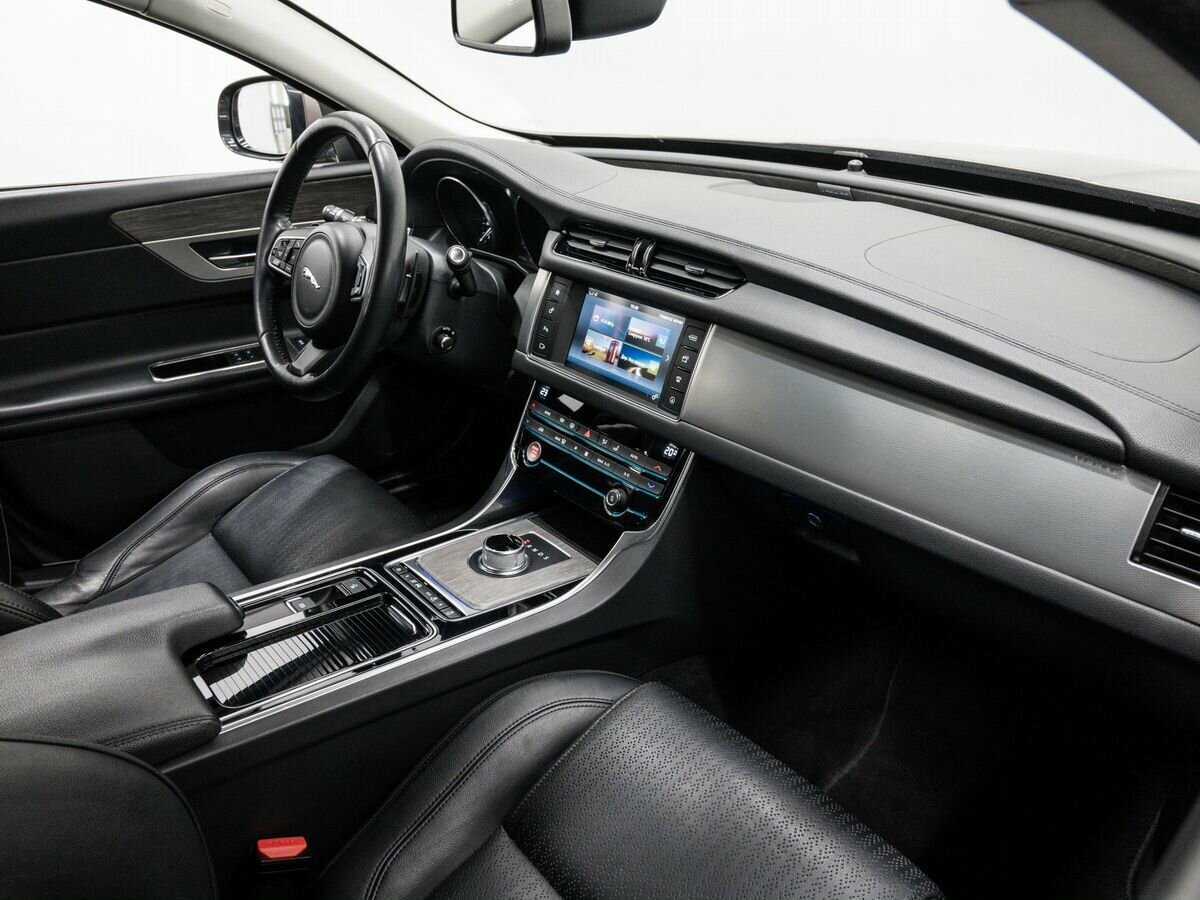 Jaguar XF, 2016 Фото №8