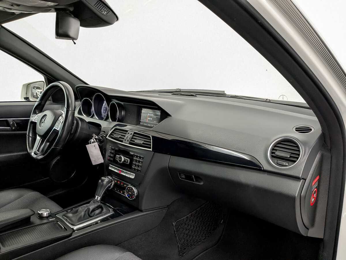 Mercedes-Benz C-Класс 180 BlueEFFICIENCY, 2012 Фото №11
