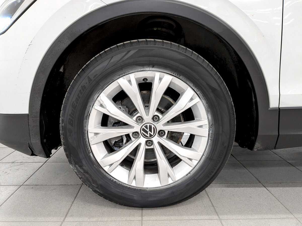 Volkswagen Tiguan, 2021 Фото №17