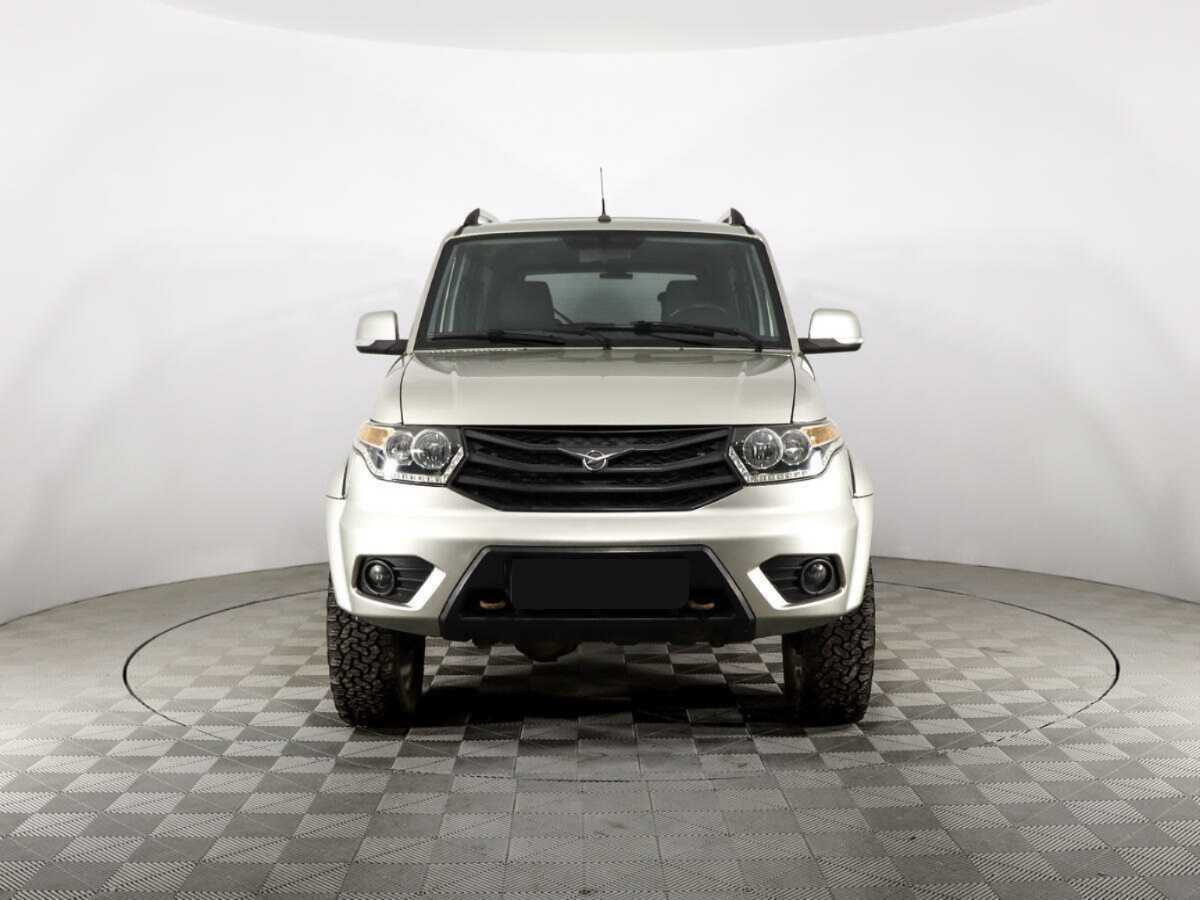 УАЗ Patriot, 2015 Фото №2