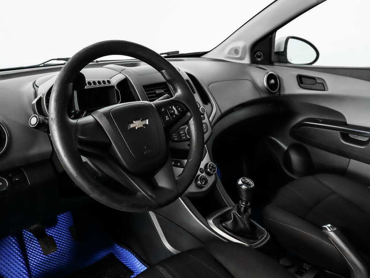 Chevrolet Aveo, 2014 Фото №9