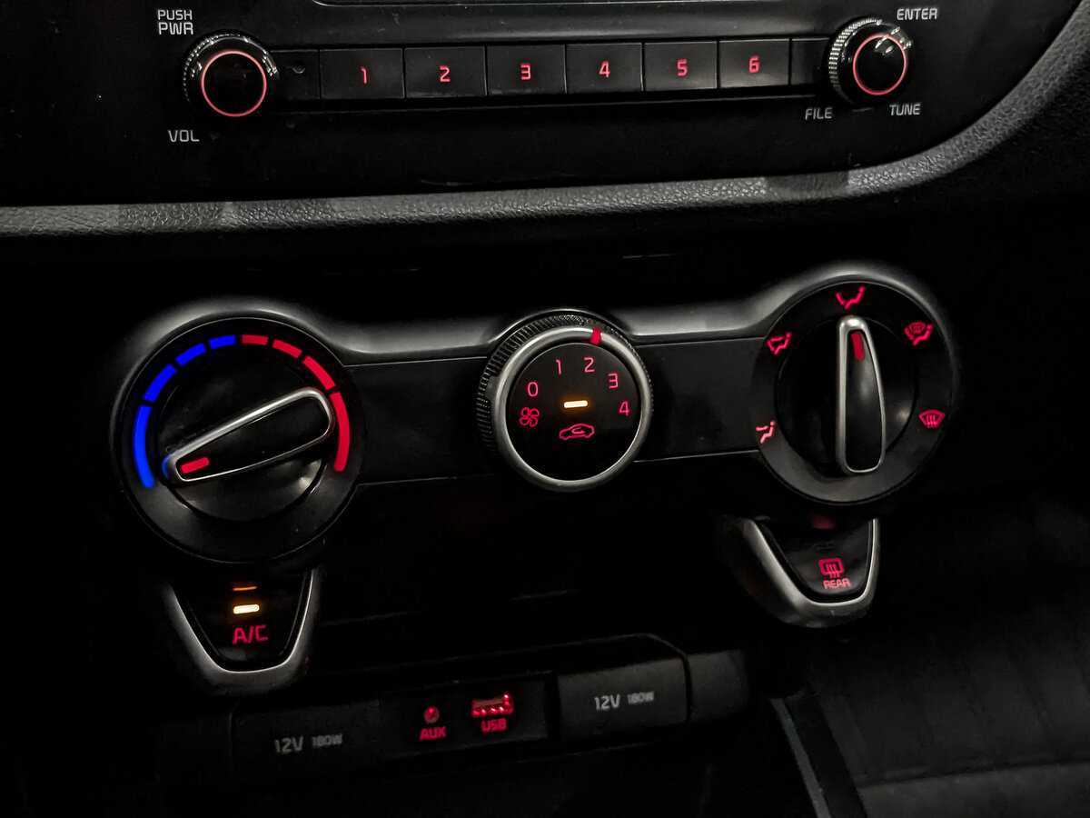 Kia Rio X-Line, 2020 Фото №20