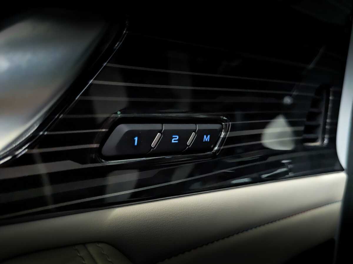 Geely Monjaro, 2023 Фото №21