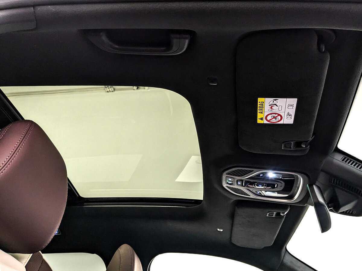 Geely Monjaro, 2023 Фото №23