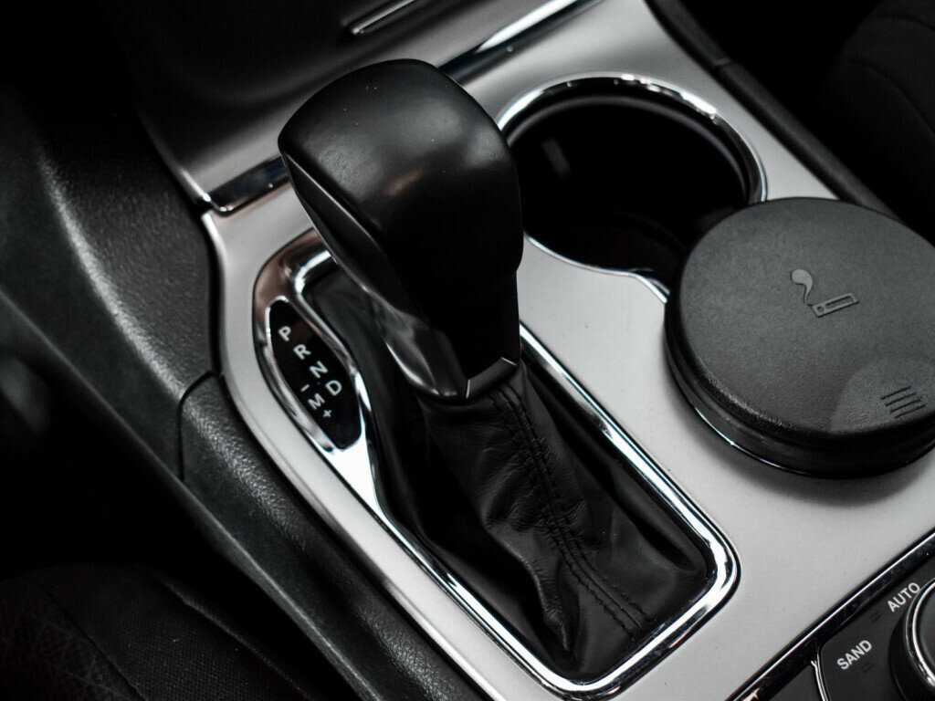 Jeep Grand Cherokee, 2018 - 142 760 км. | Фото №8