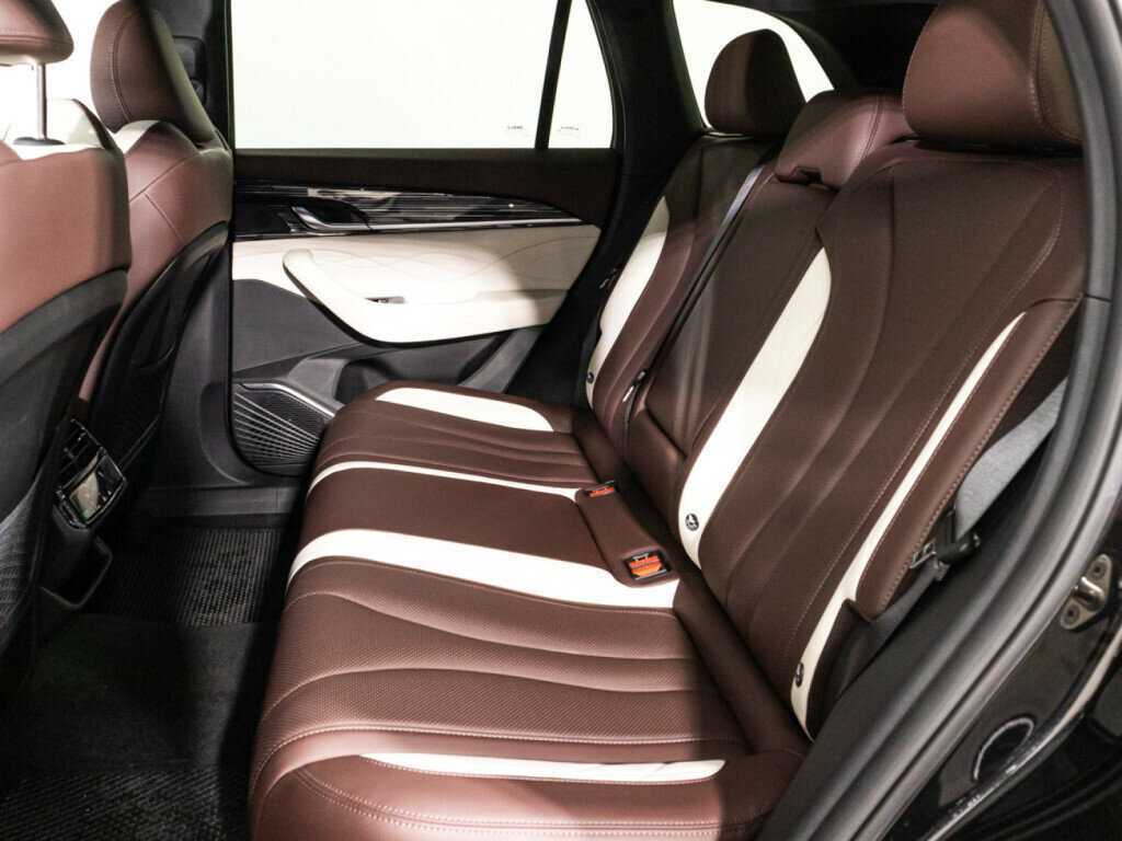 Geely Monjaro, 2023 Фото №10