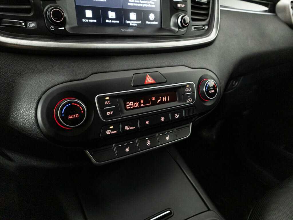 Kia Sorento, 2019 Фото №16