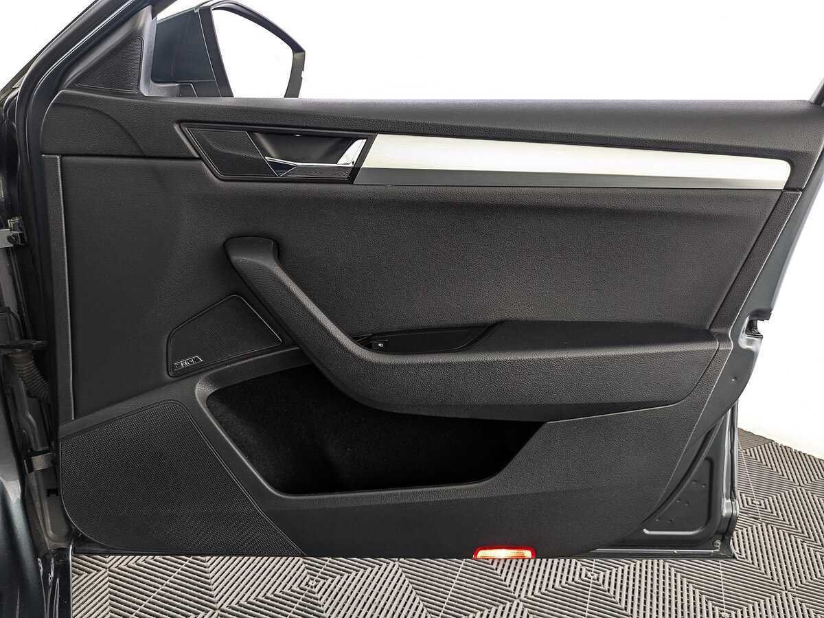 Skoda Superb, 2018 Фото №23