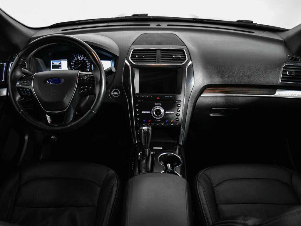 Ford Explorer, 2019 Фото №13