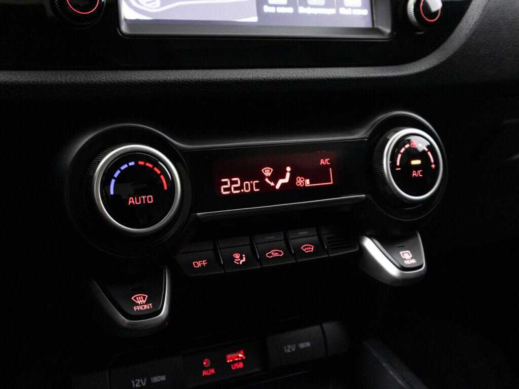 Kia Rio, 2020 Фото №18