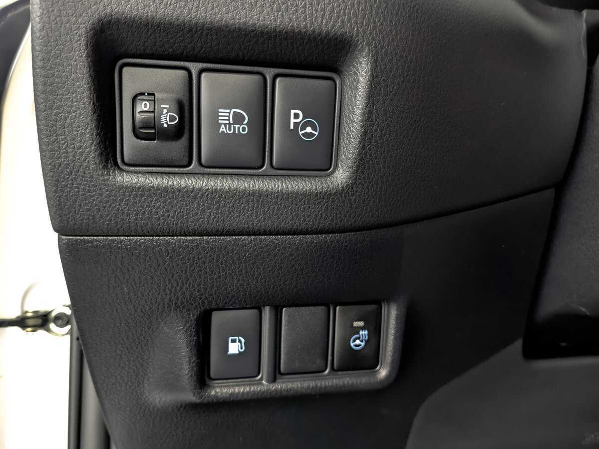 Toyota C-HR, 2017 Фото №26