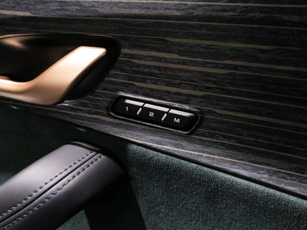 Geely Monjaro, 2023 Фото №22