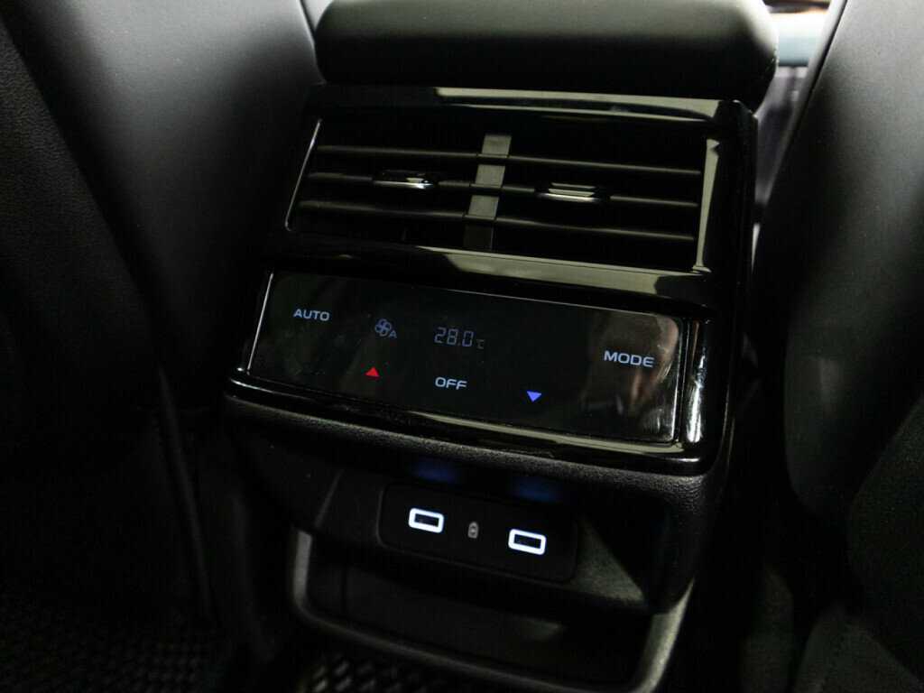 Geely Monjaro, 2023 Фото №23