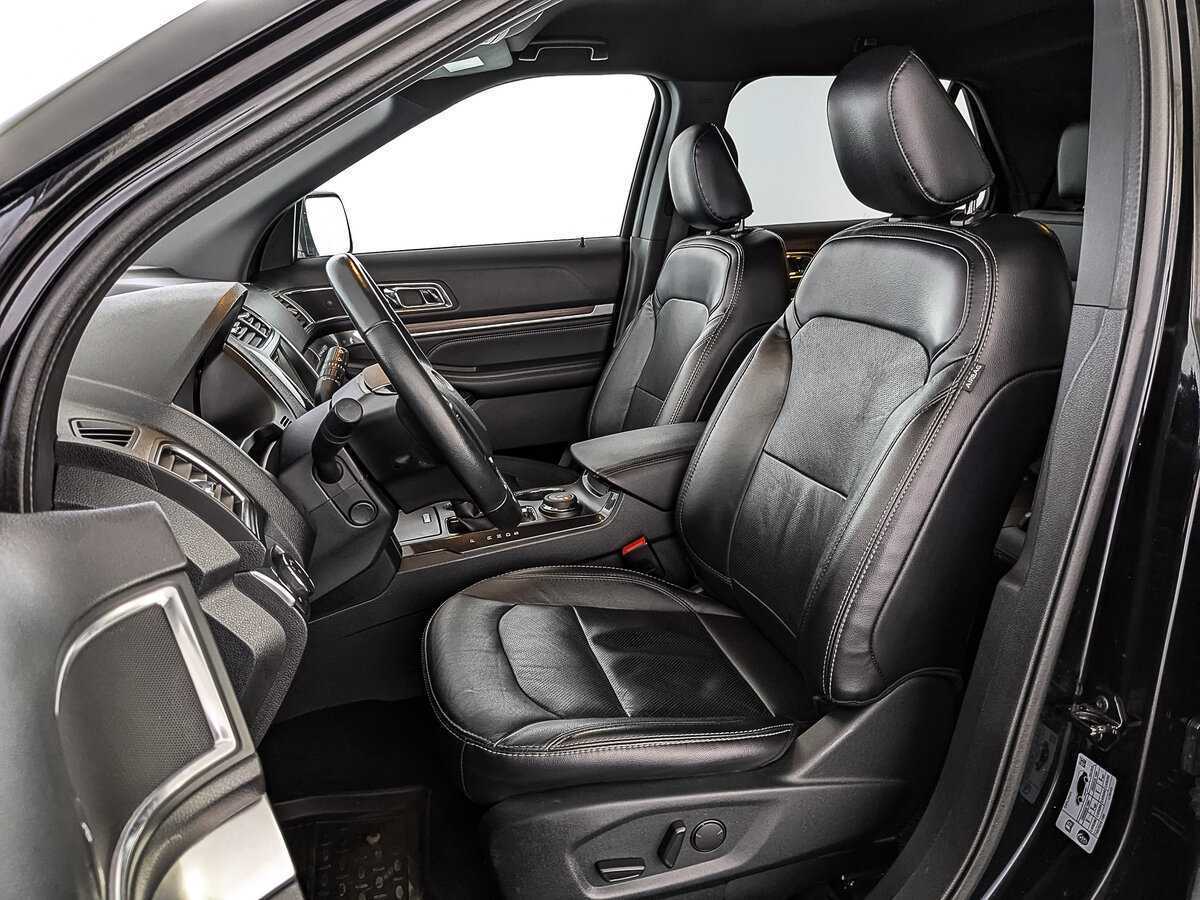 Ford Explorer, 2019 Фото №20
