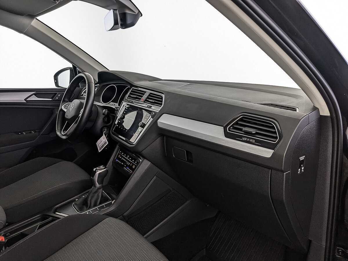 Volkswagen Tiguan, 2021 Фото №13