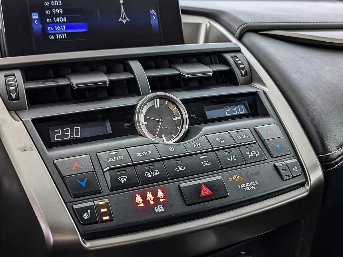 Lexus NX 200, 2017 Фото №21