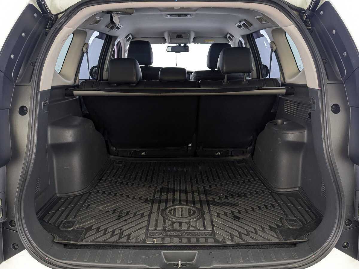 Mitsubishi Pajero Sport, 2017 Фото №10