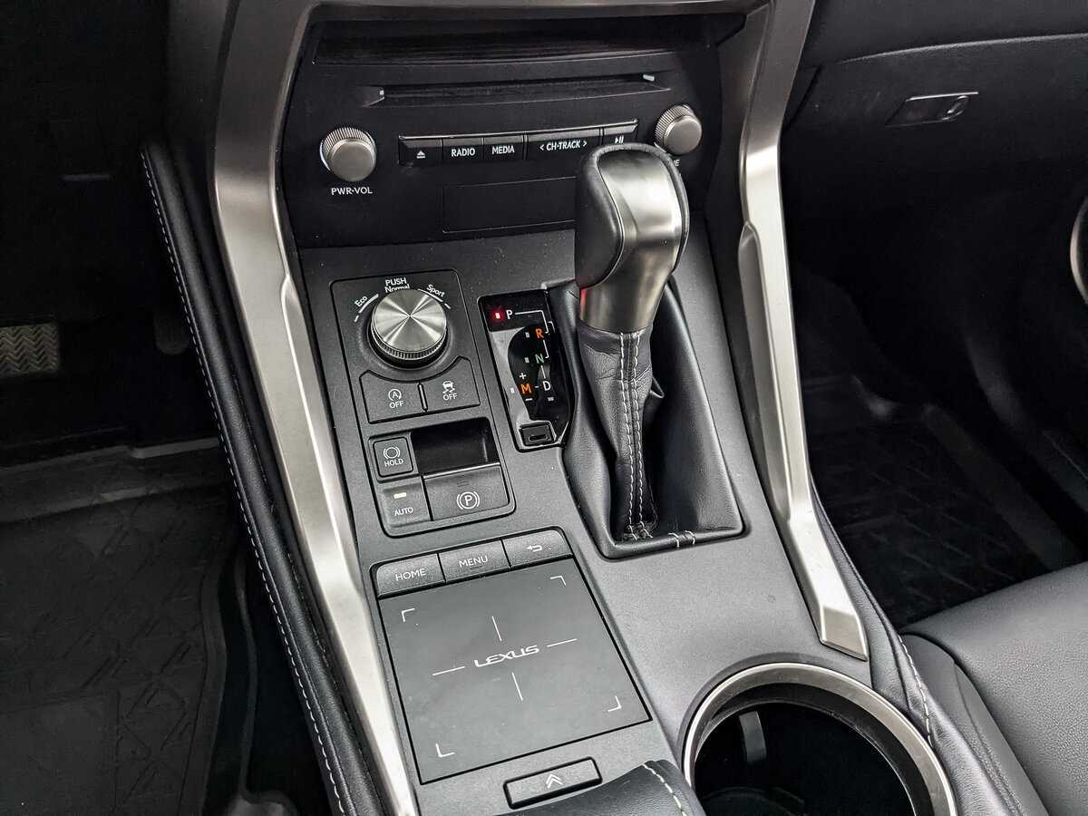 Lexus NX 200, 2019 Фото №21