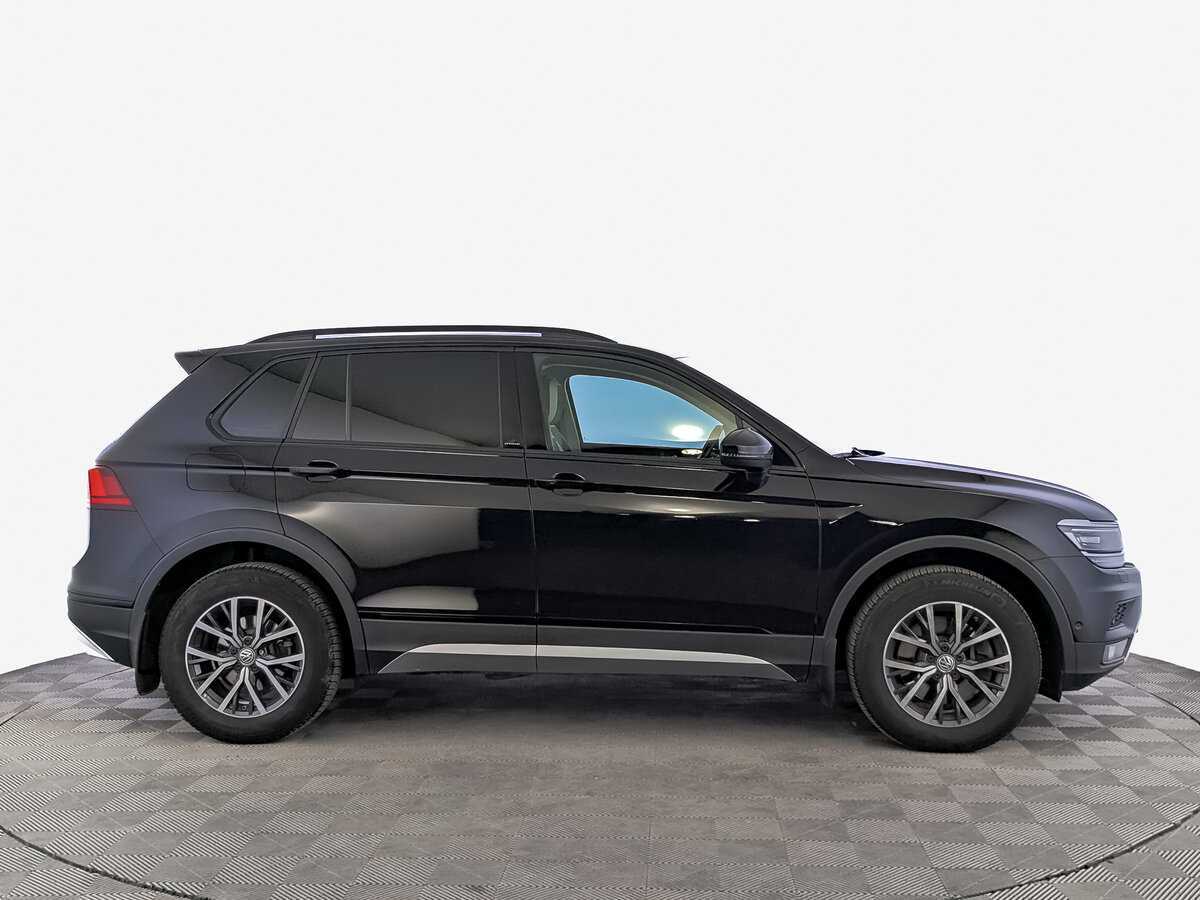 Volkswagen Tiguan, 2019 - 57 236 км. | Фото №4
