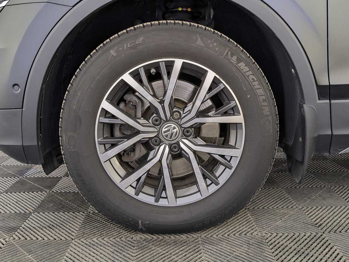 Volkswagen Tiguan, 2019 Фото №11