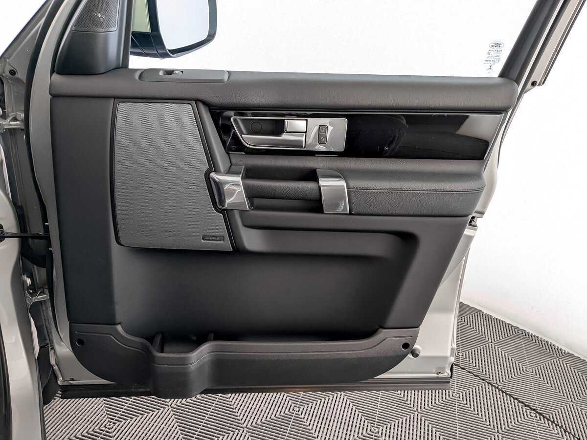 Land Rover Discovery, 2015 Фото №23