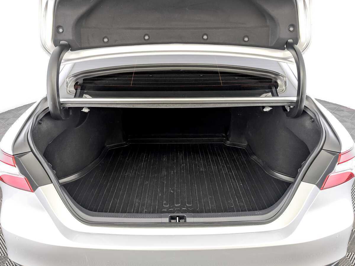 Toyota Camry, 2019 Фото №10