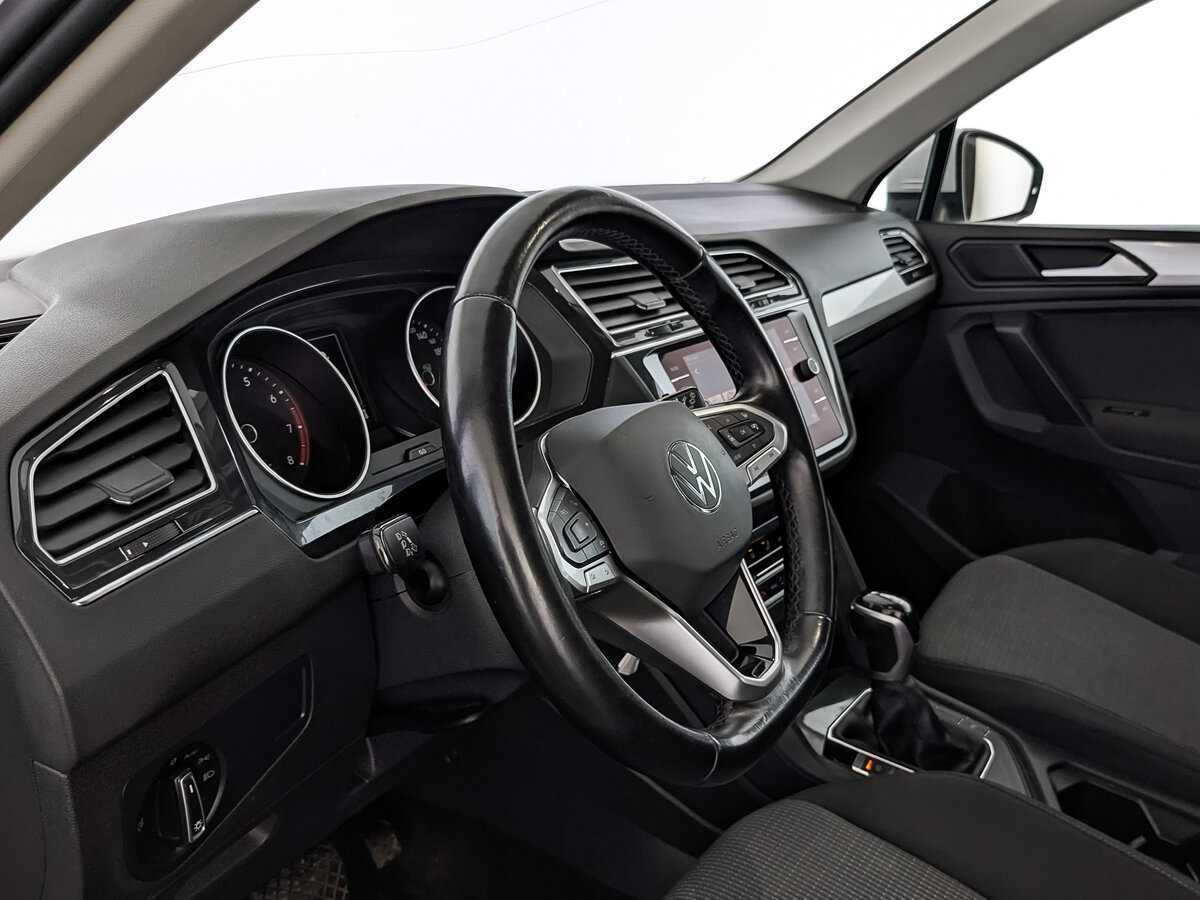 Volkswagen Tiguan, 2021 Фото №15