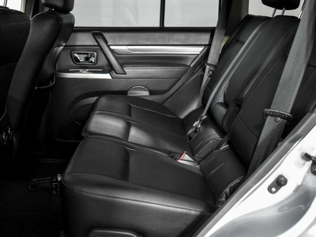 Mitsubishi Pajero, 2013 Фото №14