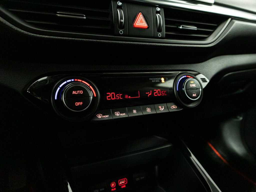 Kia Cerato, 2021 Фото №20