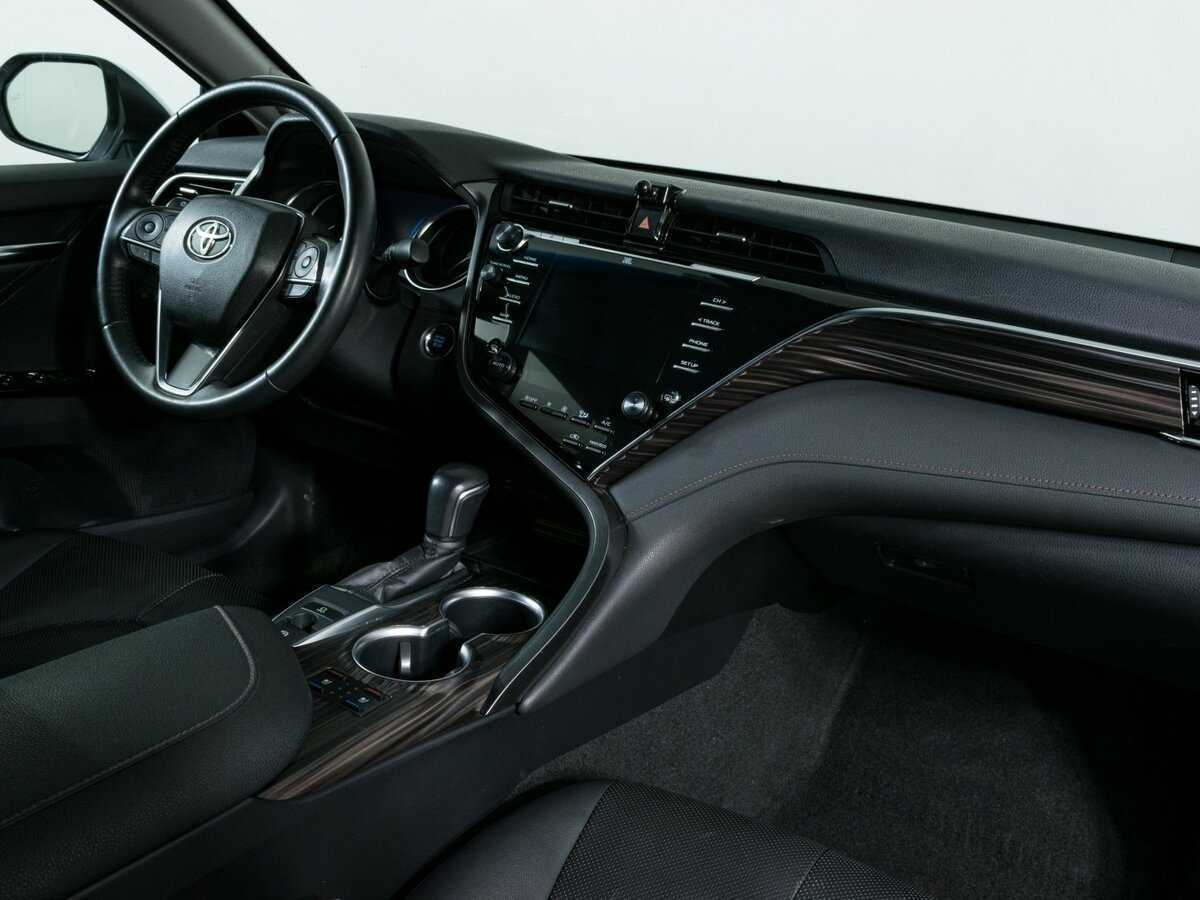 Toyota Camry, 2018 - 58 390 км. | Фото №8