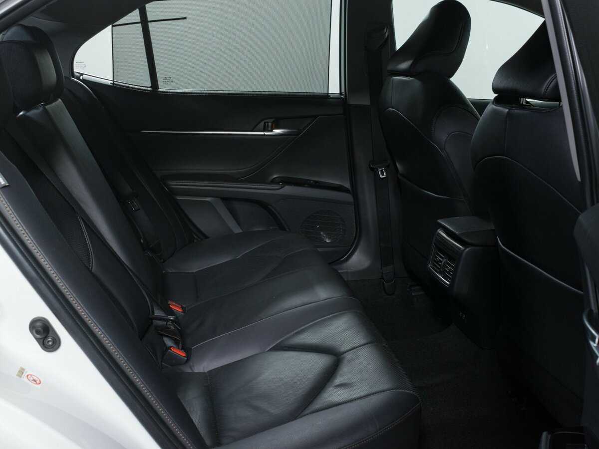 Toyota Camry, 2018 Фото №10