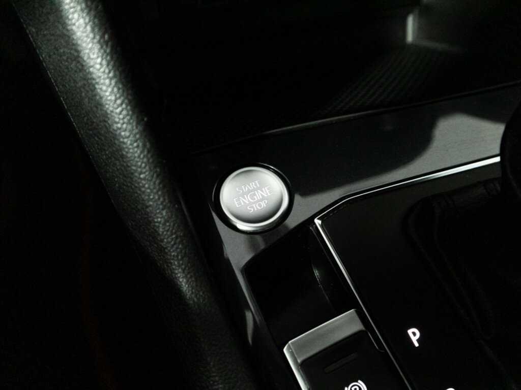 Volkswagen Tiguan, 2019 Фото №20