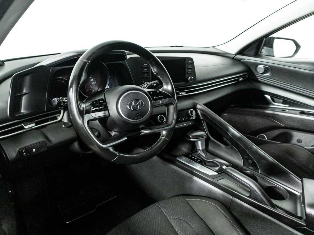 Hyundai Elantra, 2021 Фото №11