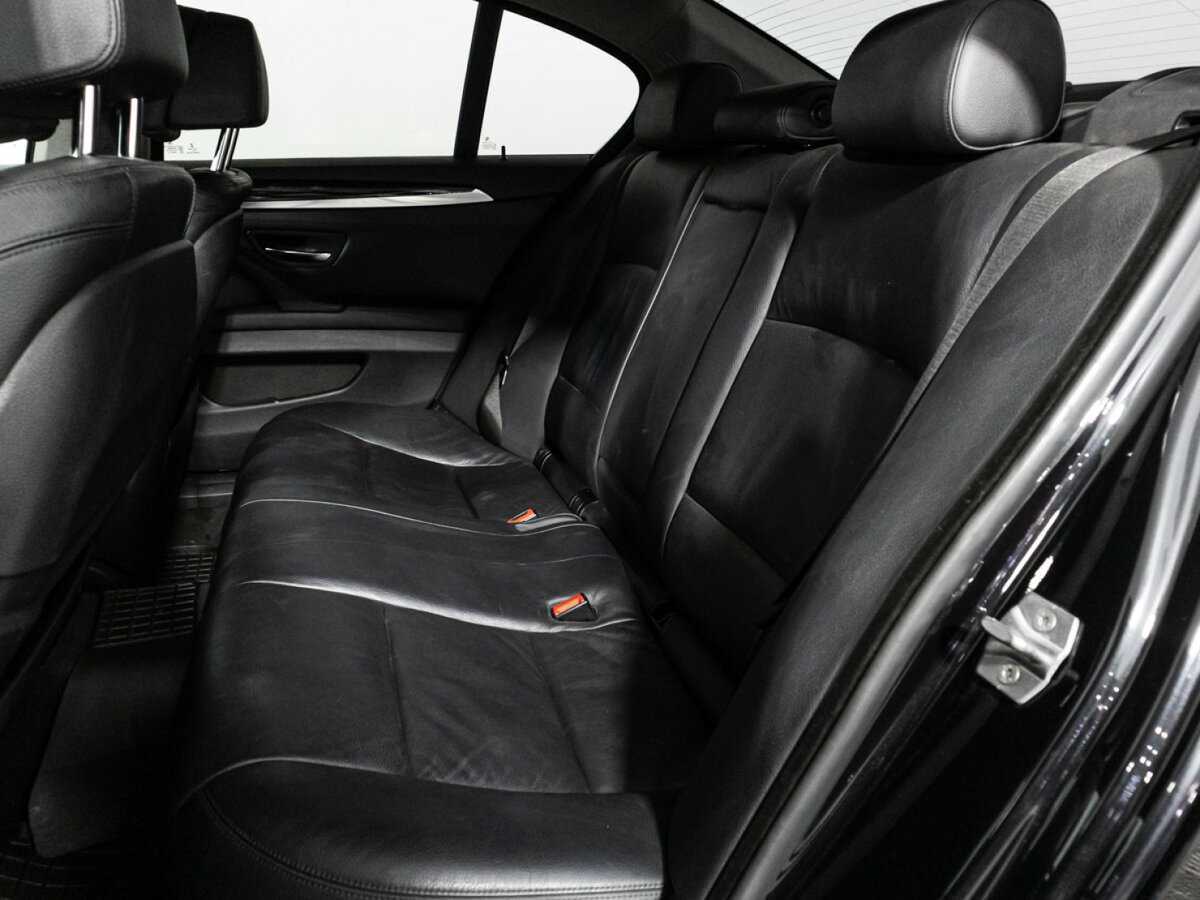 BMW 5 серии 528i xDrive, 2014 Фото №10