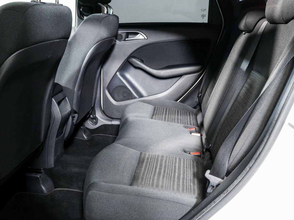 Mercedes-Benz B-Класс 180, 2015 Фото №7