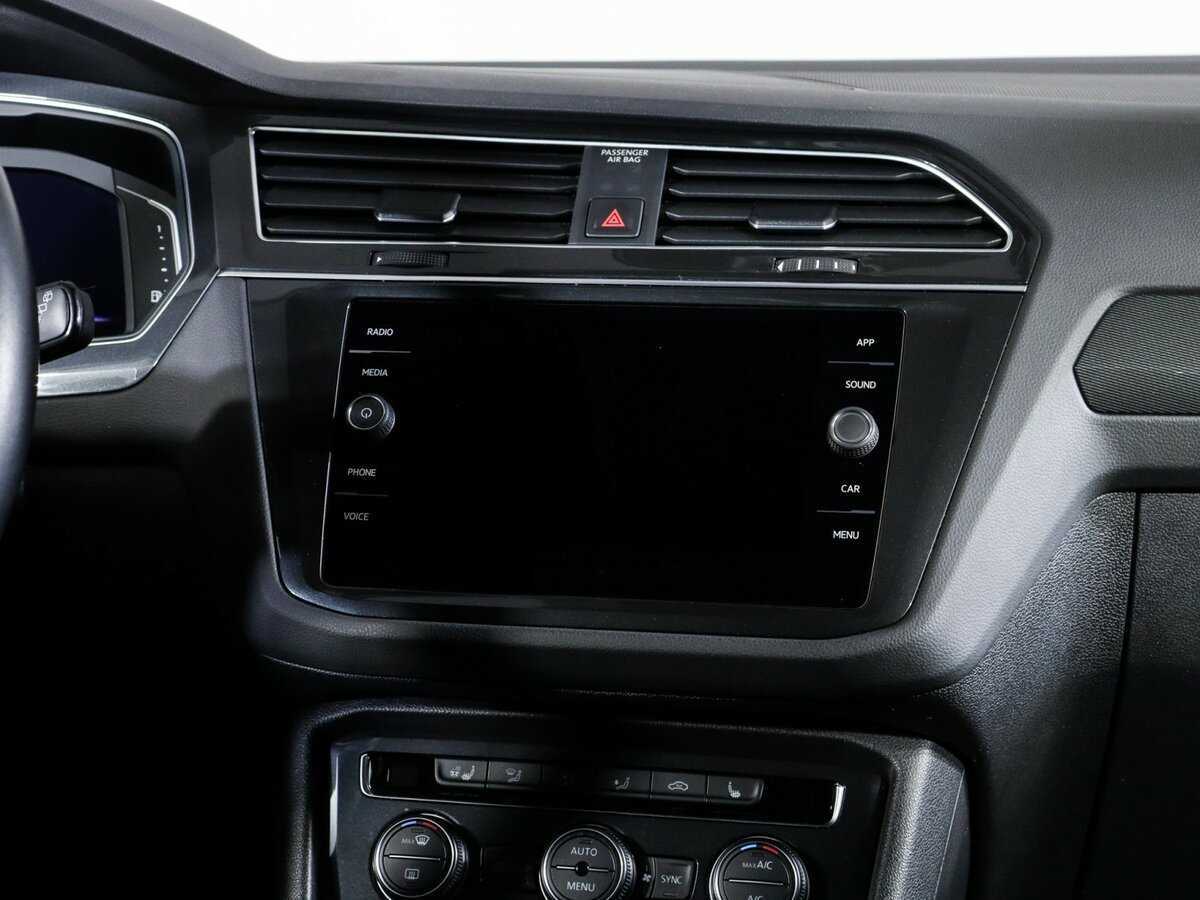 Volkswagen Tiguan, 2020 Фото №13