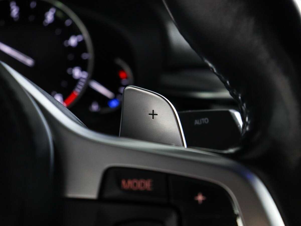 BMW 5 серии 520d xDrive, 2018 Фото №20