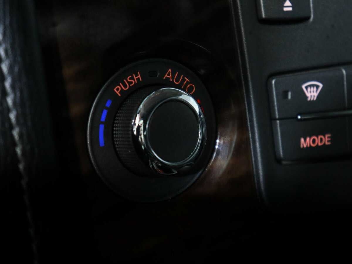 Nissan Patrol, 2014 Фото №23