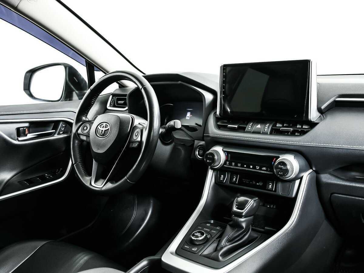 Toyota RAV4, 2021 Фото №9