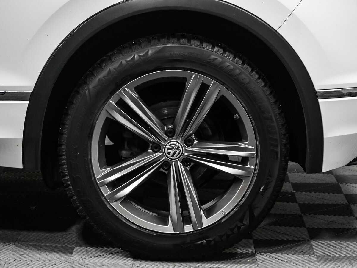 Volkswagen Tiguan, 2018 Фото №18
