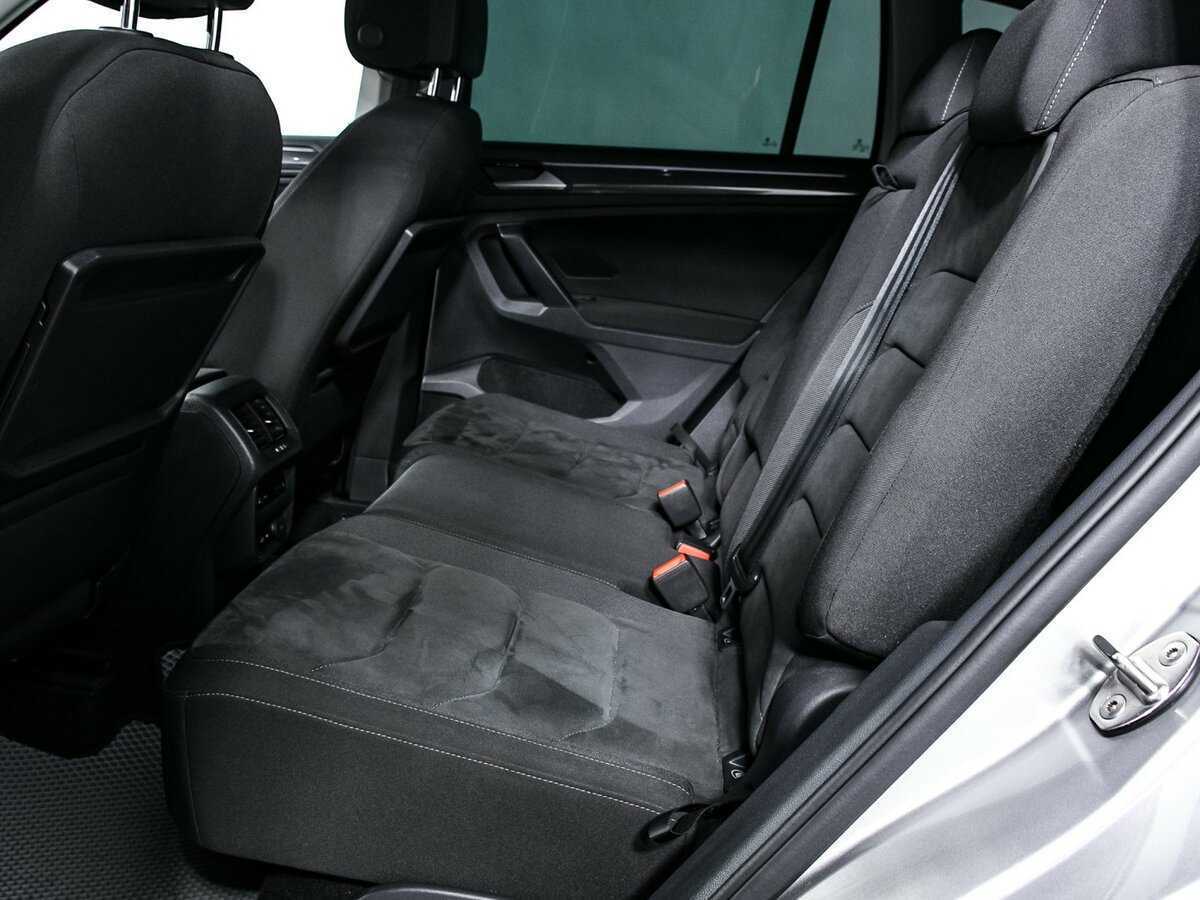 Volkswagen Tiguan, 2020 Фото №11