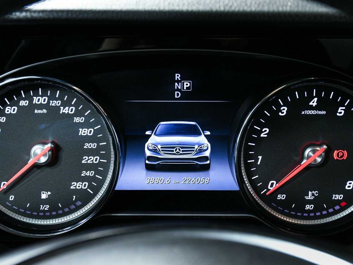 Mercedes-Benz E-Класс 200, 2016 Фото №8