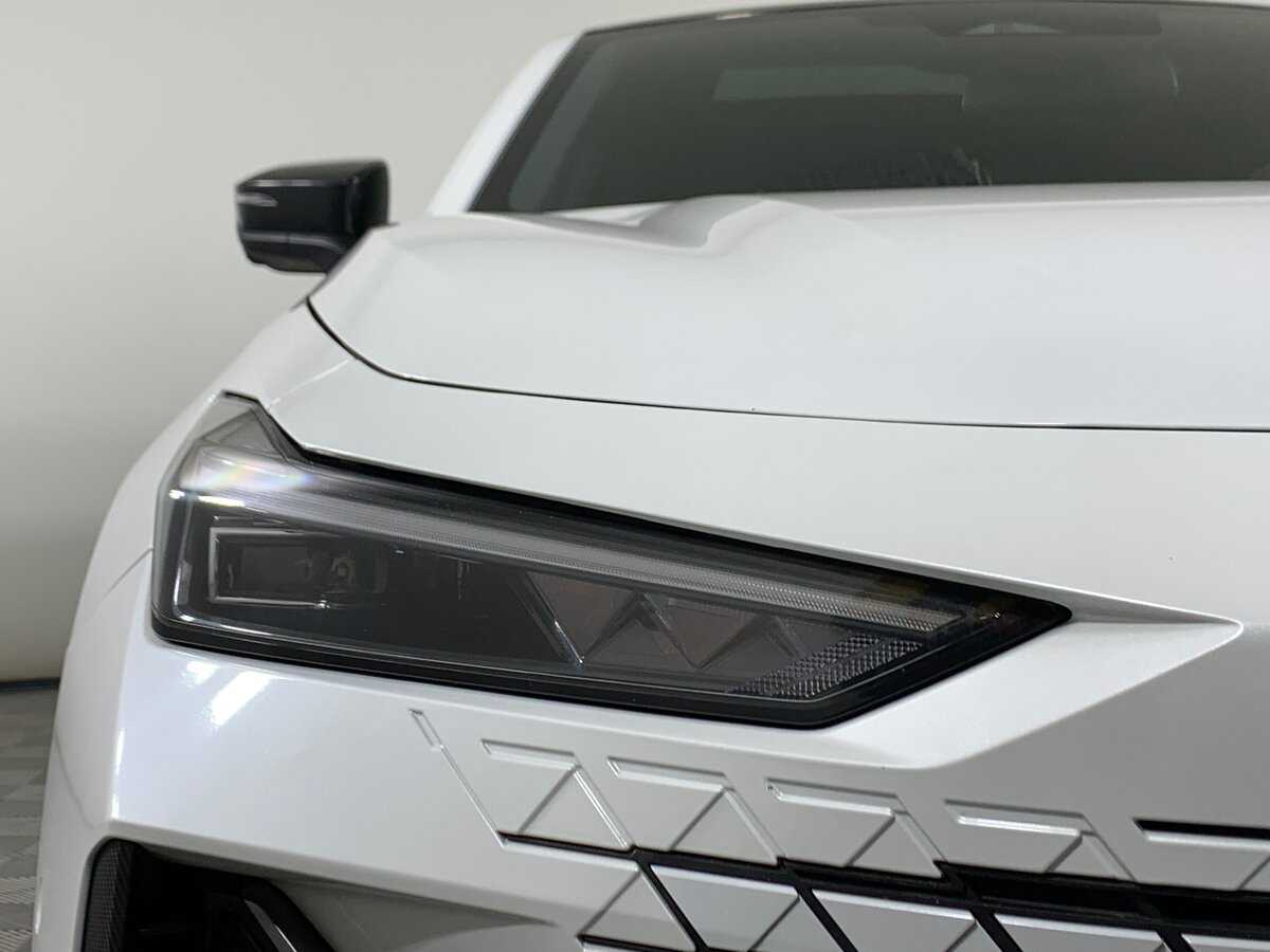 Changan UNI-V, 2024 Фото №10