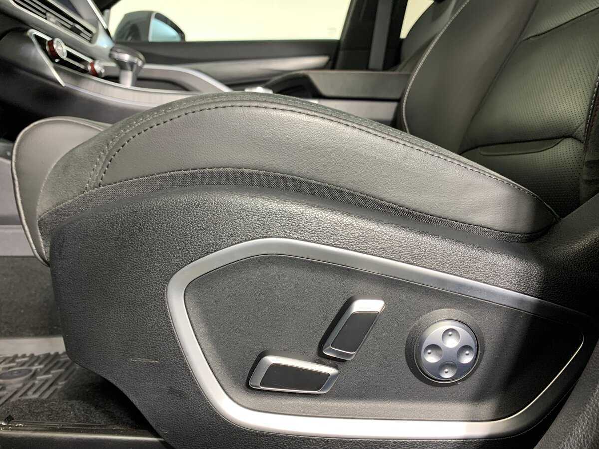 Geely Tugella, 2023 Фото №17