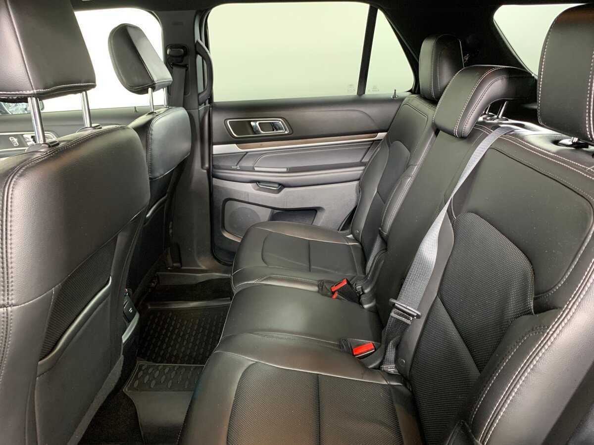 Ford Explorer, 2018 Фото №19