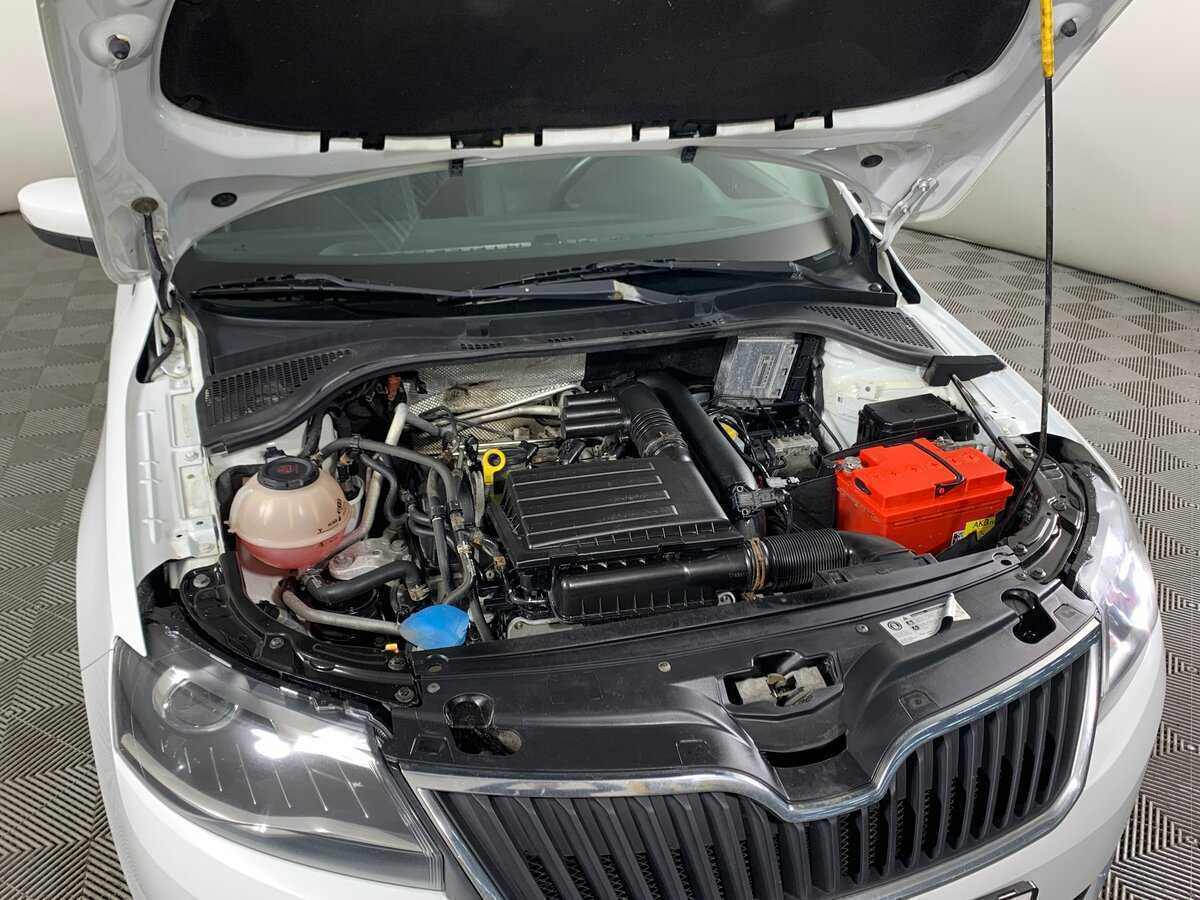 Skoda Rapid, 2018 Фото №11