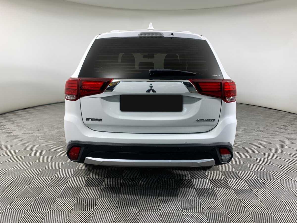 Mitsubishi Outlander, 2017 - 275 602 км. | Фото №6